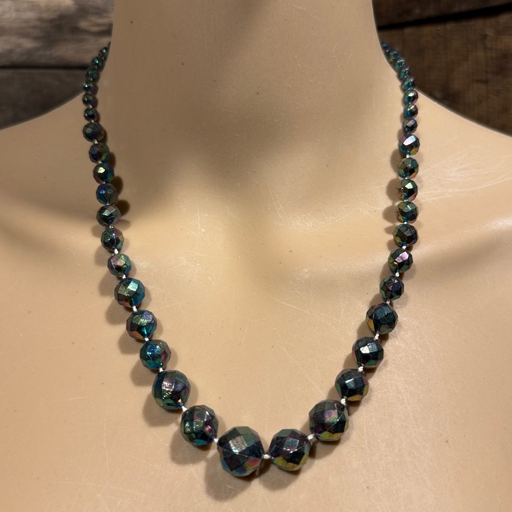 💰BOGO FREE Vintage Beaded Necklace